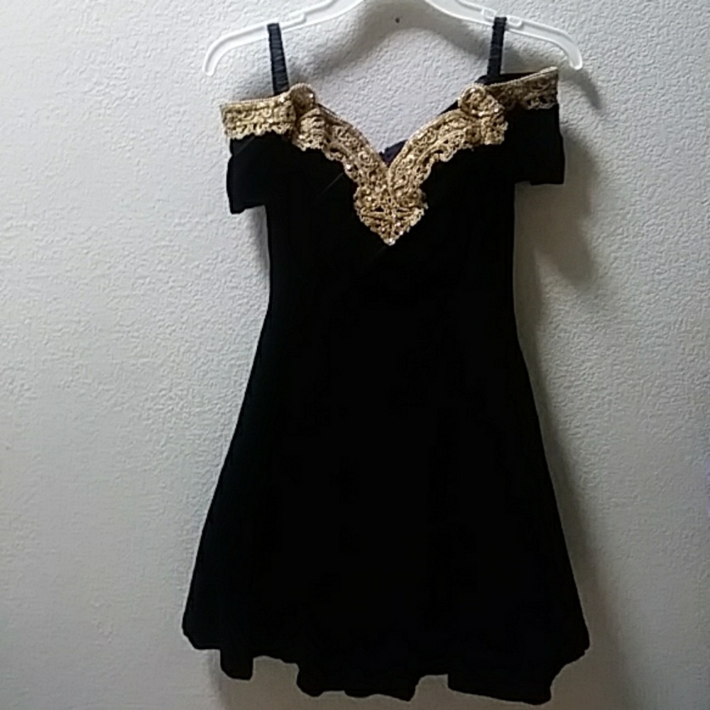 New black velour mini dress size 2